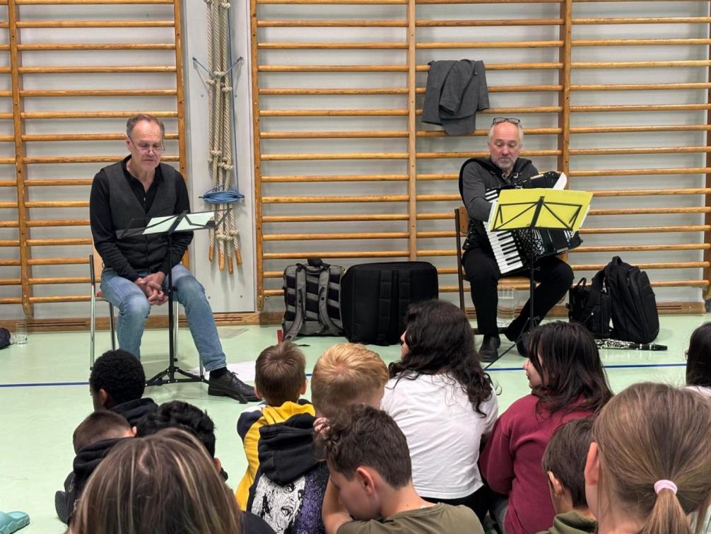 Vorlesen mit Musik
